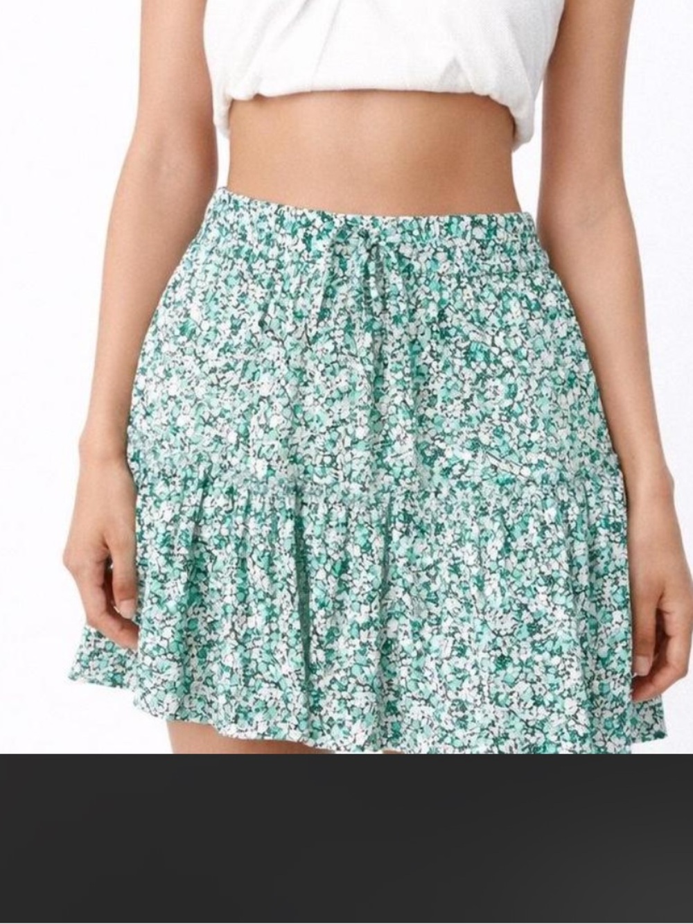 Nwt Zara Green and White Floral Mini Skort